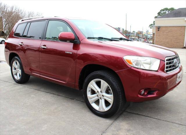 used 2010 Toyota Highlander car, priced at $9,995