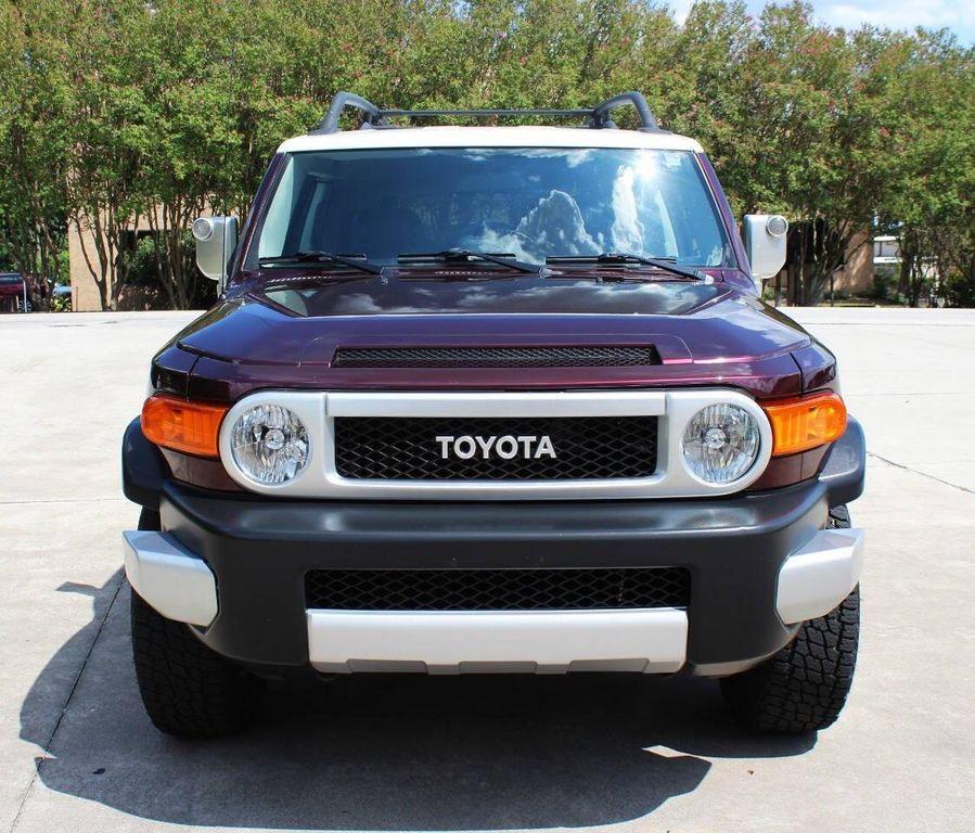 used 2007 Toyota FJ Cruiser car, priced at $19,995