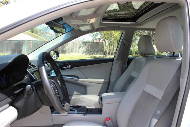 used 2012 Toyota Camry Hybrid car, priced at $9,995