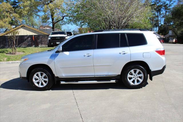 used 2013 Toyota Highlander car, priced at $10,995