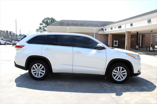 used 2016 Toyota Highlander car, priced at $14,995