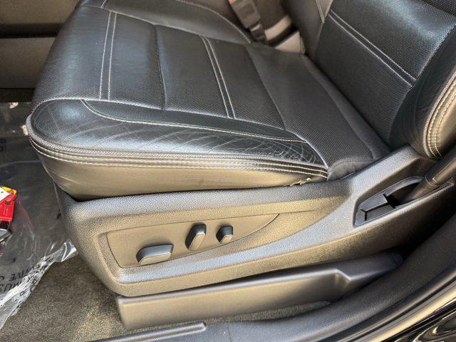 used 2017 GMC Yukon XL car, priced at $26,498