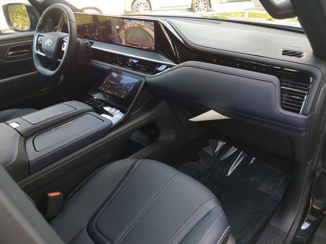 new 2026 INFINITI QX80 car, priced at $106,320