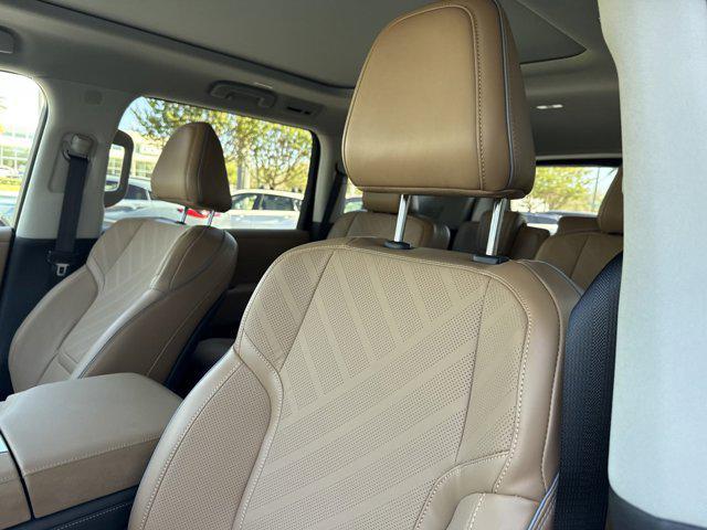 new 2025 INFINITI QX80 car, priced at $96,735