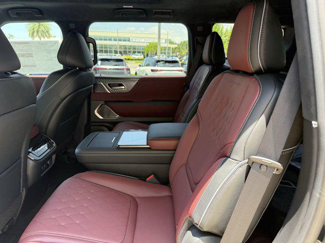 new 2025 INFINITI QX80 car, priced at $112,590