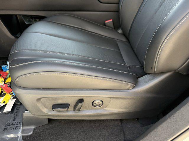 used 2025 INFINITI QX60 car, priced at $47,998