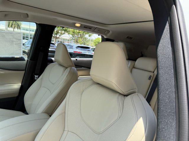new 2025 INFINITI QX60 car, priced at $59,674