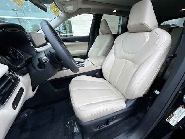 used 2025 INFINITI QX60 car, priced at $45,998