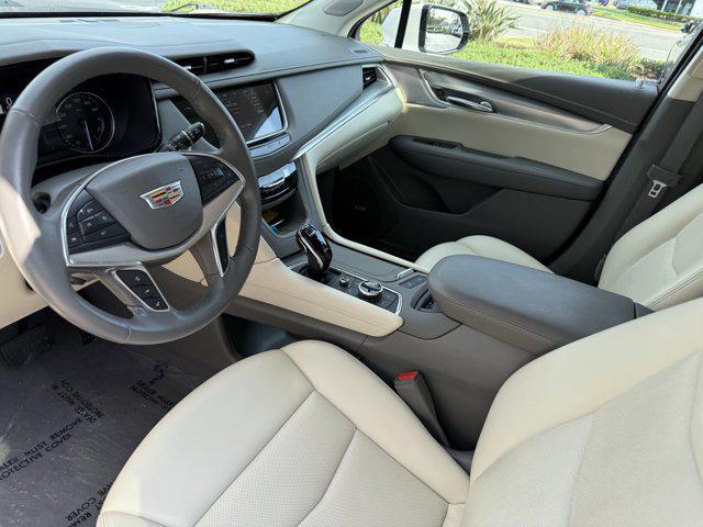 used 2021 Cadillac XT5 car, priced at $28,498