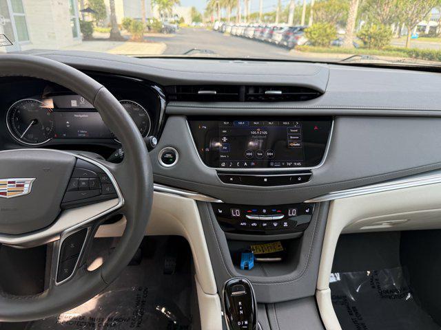 used 2021 Cadillac XT5 car, priced at $28,498