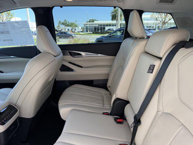 new 2025 INFINITI QX60 car, priced at $59,194