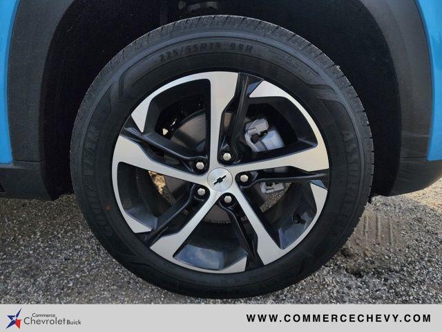 used 2025 Chevrolet Trax car, priced at $23,978