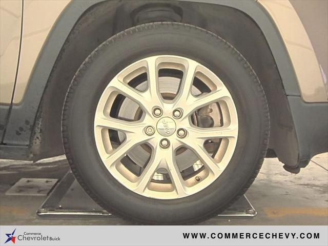 used 2017 Jeep Cherokee car, priced at $12,176