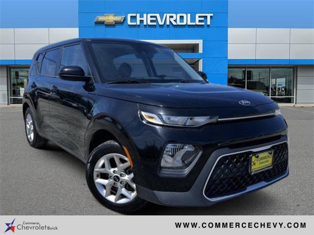 used 2021 Kia Soul car, priced at $15,999