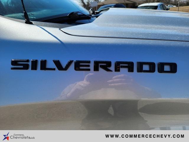 used 2022 Chevrolet Silverado 1500 car, priced at $31,393