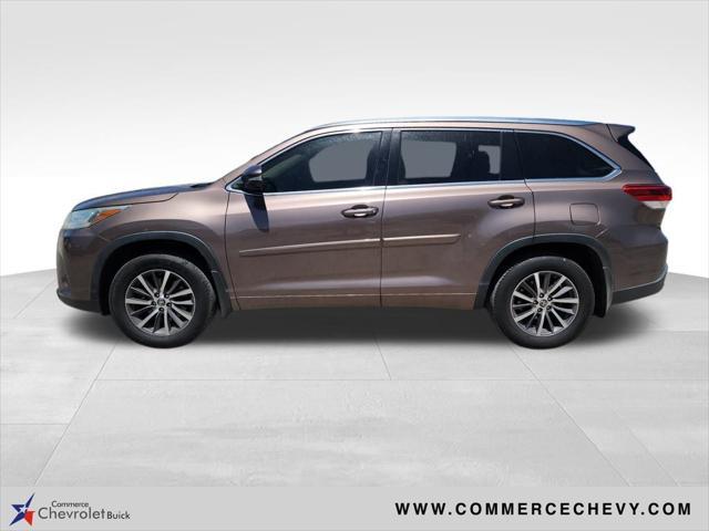used 2017 Toyota Highlander car, priced at $19,423