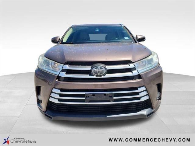 used 2017 Toyota Highlander car, priced at $19,423