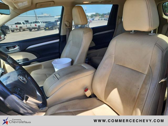 used 2017 Toyota Highlander car, priced at $19,423