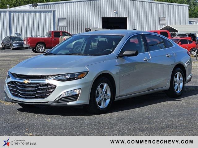 used 2021 Chevrolet Malibu car, priced at $18,136