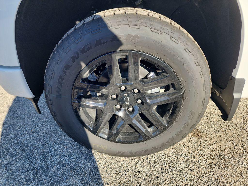 new 2026 Chevrolet Silverado 1500 car, priced at $53,665