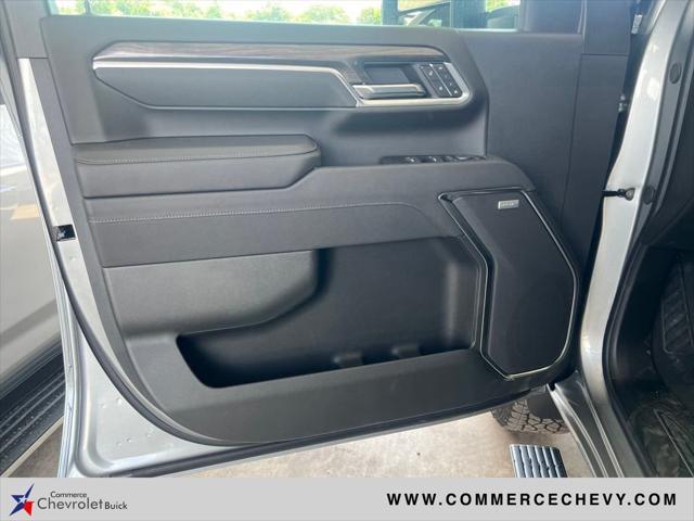 new 2025 Chevrolet Silverado 2500 car, priced at $71,940