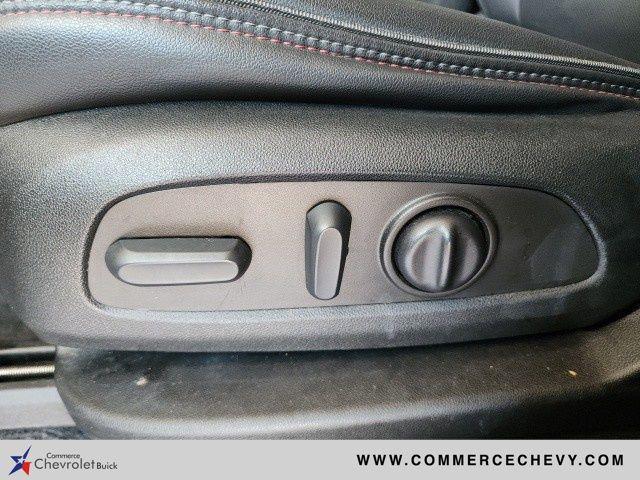 used 2023 Chevrolet Traverse car, priced at $32,848