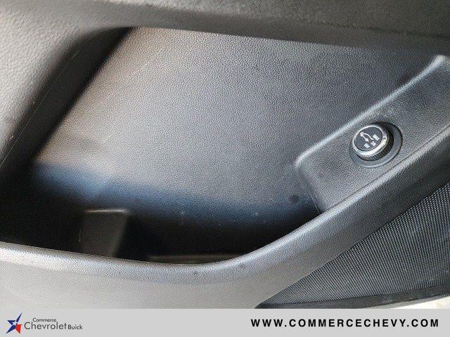 used 2023 Chevrolet Traverse car, priced at $32,848