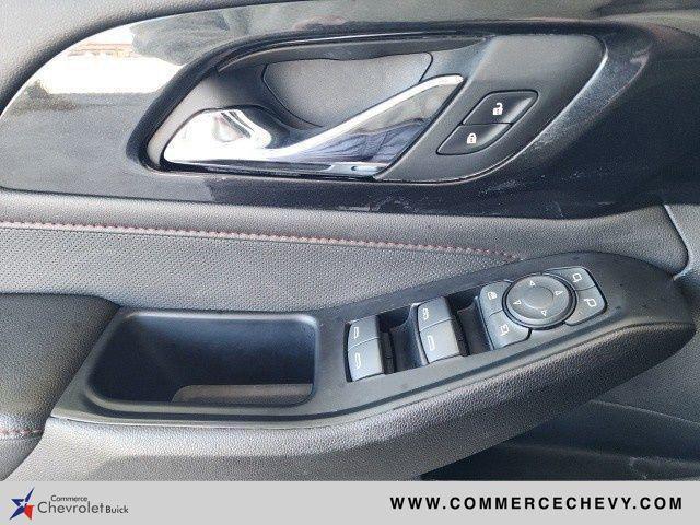 used 2023 Chevrolet Traverse car, priced at $32,848