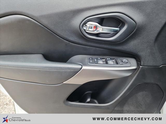 used 2019 Jeep Cherokee car, priced at $15,826