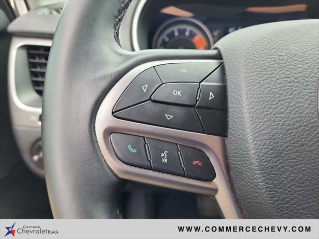 used 2019 Jeep Cherokee car, priced at $15,826