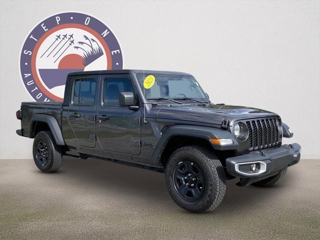 used 2023 Jeep Gladiator car, priced at $37,121