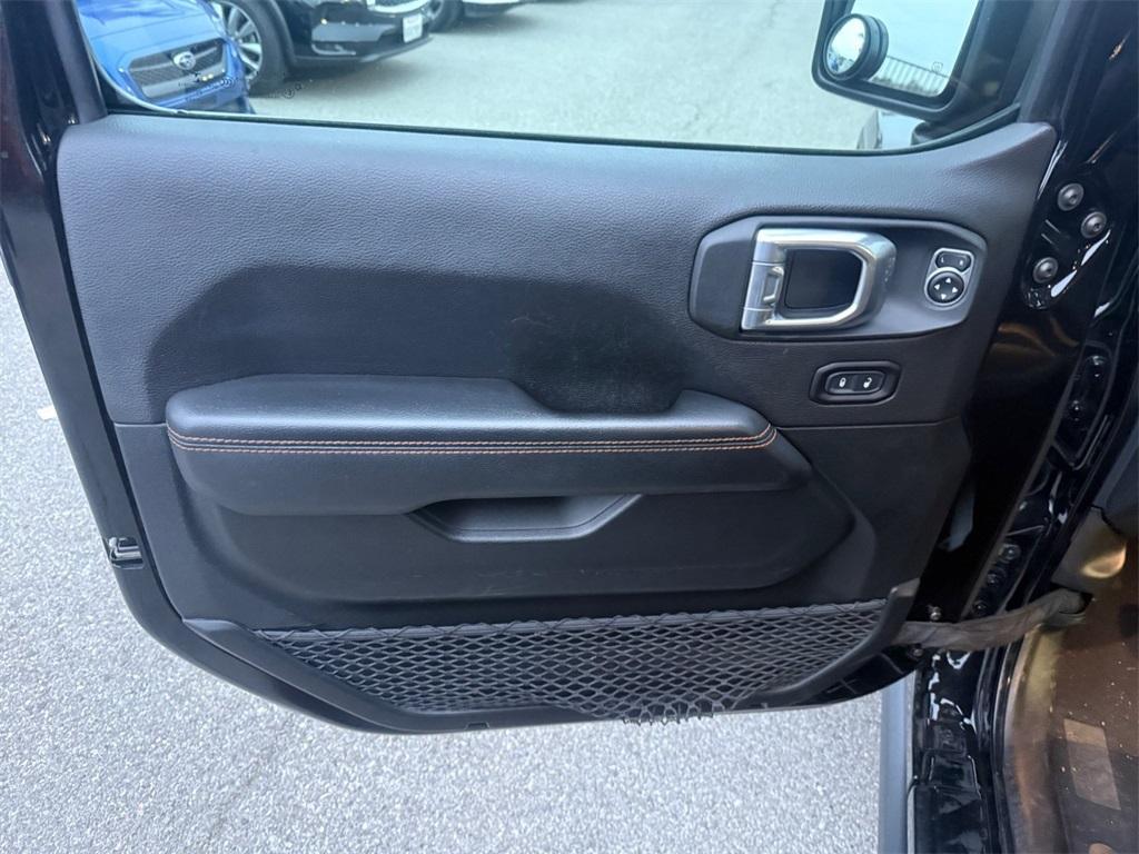 used 2021 Jeep Gladiator car, priced at $33,795
