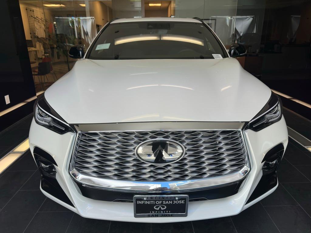 new 2025 INFINITI QX55 car, priced at $53,075