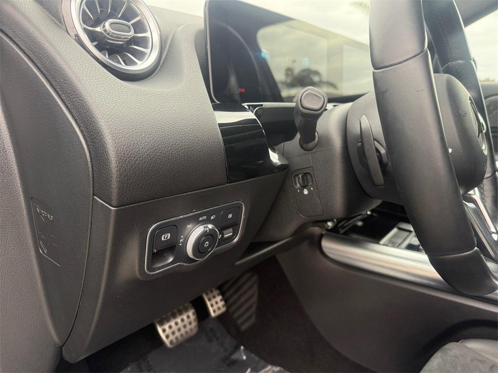 used 2021 Mercedes-Benz GLA 250 car, priced at $27,488