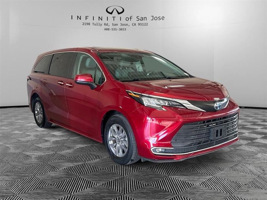 used 2022 Toyota Sienna car, priced at $42,995