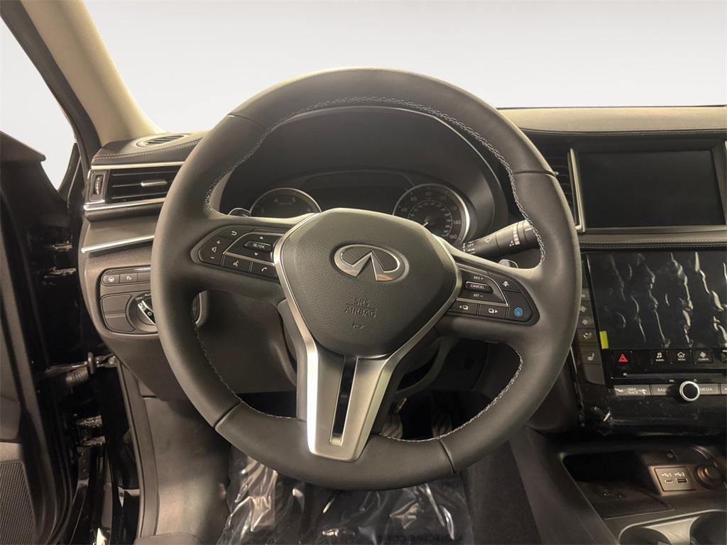 new 2025 INFINITI QX50 car, priced at $48,370