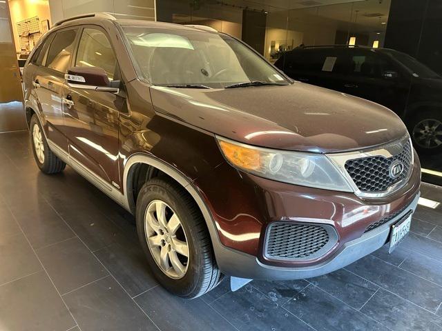 used 2013 Kia Sorento car, priced at $5,500