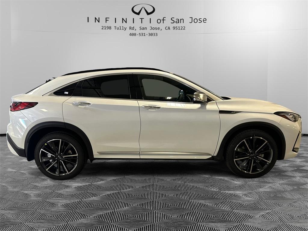 new 2025 INFINITI QX55 car, priced at $53,685