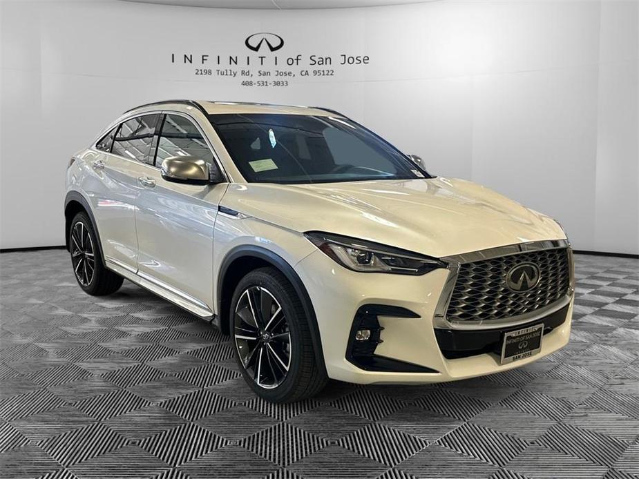 new 2025 INFINITI QX55 car, priced at $53,685