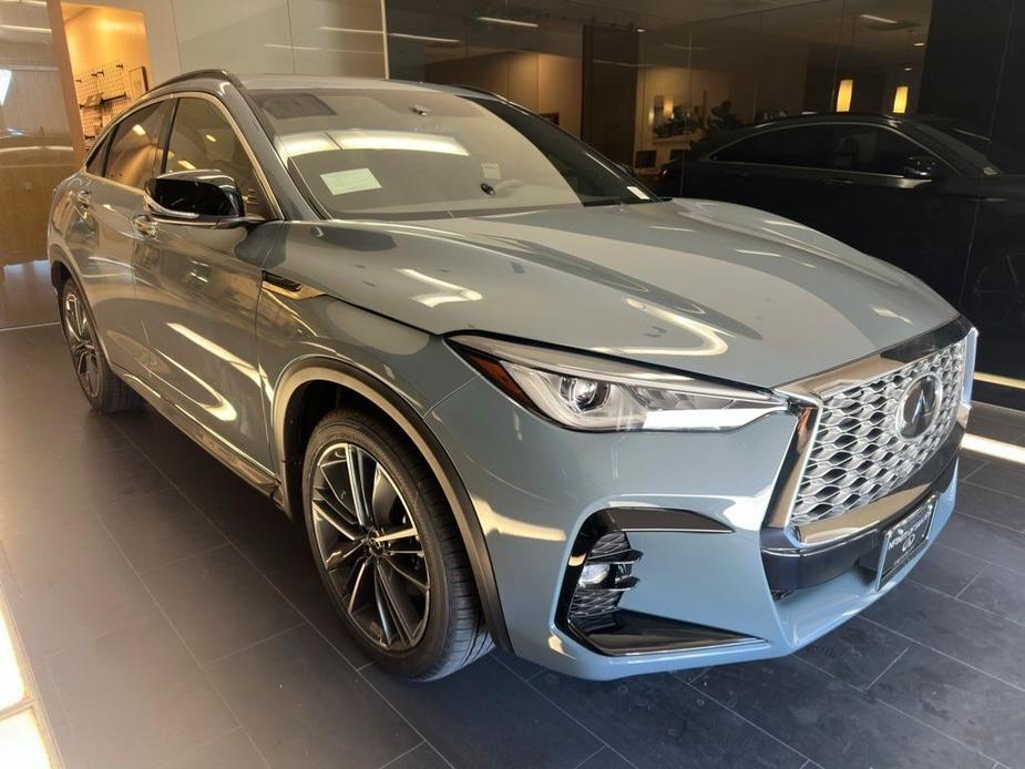 new 2025 INFINITI QX55 car, priced at $52,870