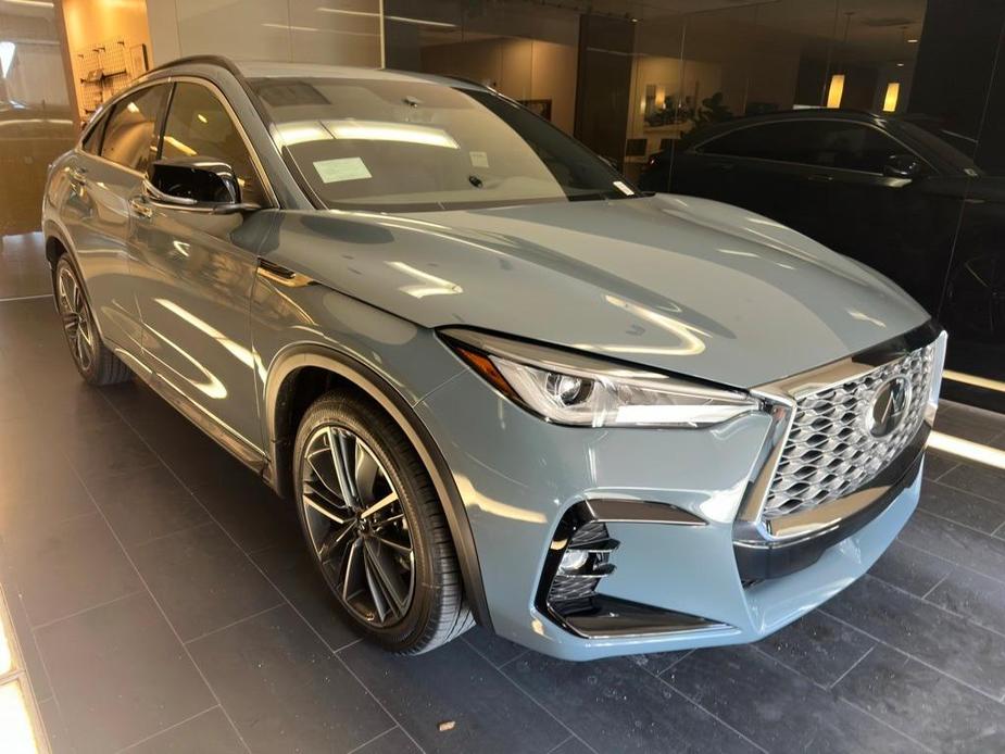 new 2025 INFINITI QX55 car, priced at $53,535