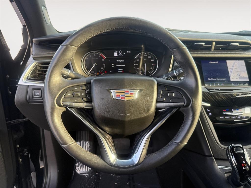 used 2023 Cadillac XT6 car, priced at $40,995