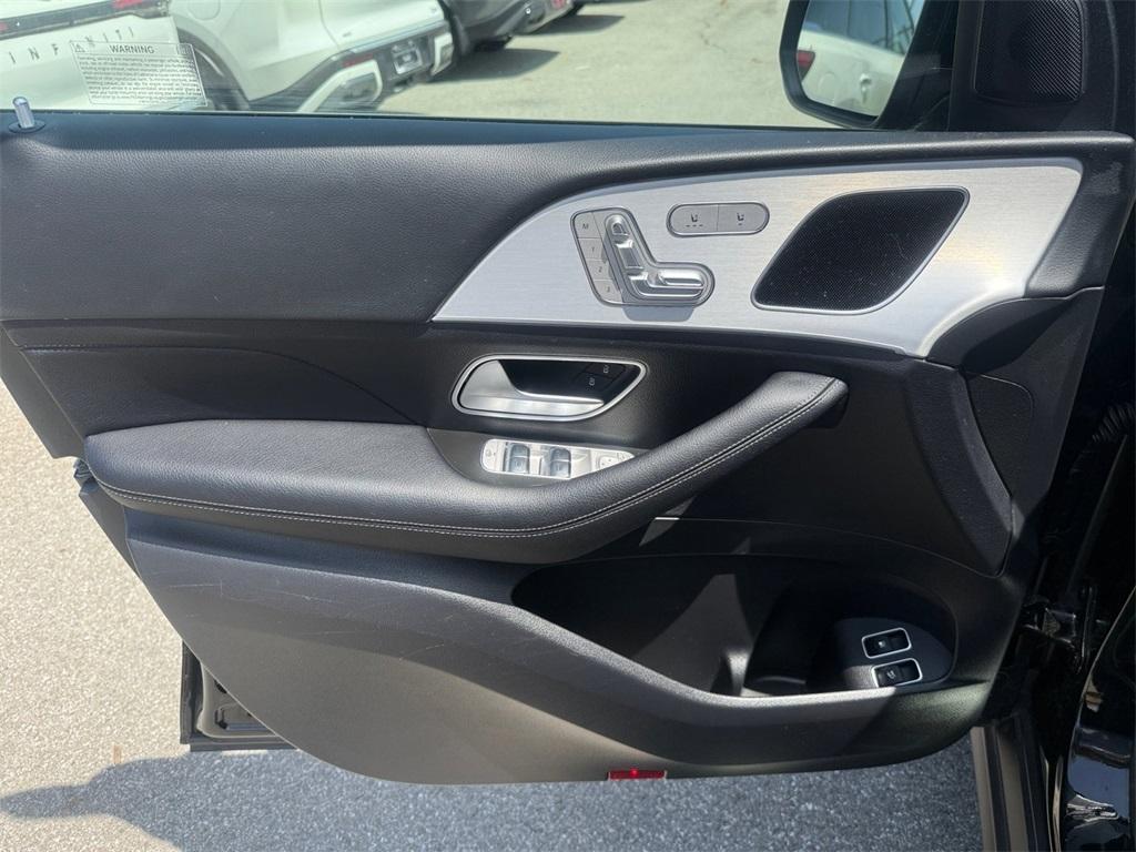 used 2024 Mercedes-Benz GLE 450 Plug-In Hybrid car, priced at $55,152
