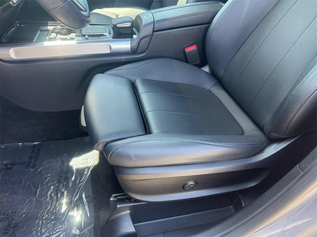 used 2021 Mercedes-Benz GLB 250 car, priced at $29,795