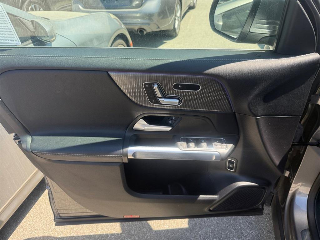 used 2021 Mercedes-Benz GLB 250 car, priced at $29,795