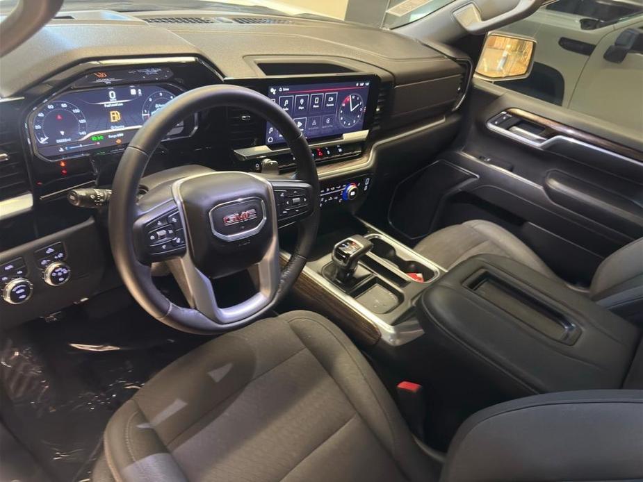 used 2022 GMC Sierra 1500 car, priced at $45,995