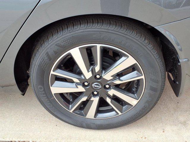 new 2025 Nissan Versa car, priced at $21,617