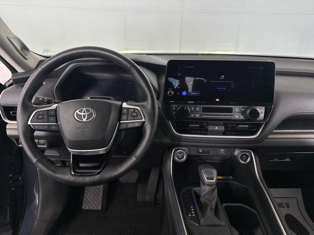 used 2025 Toyota Grand Highlander car, priced at $54,200