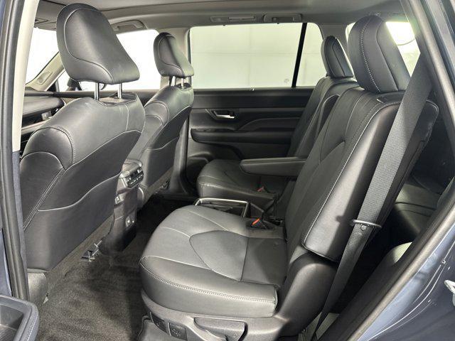 used 2025 Toyota Grand Highlander car, priced at $54,200