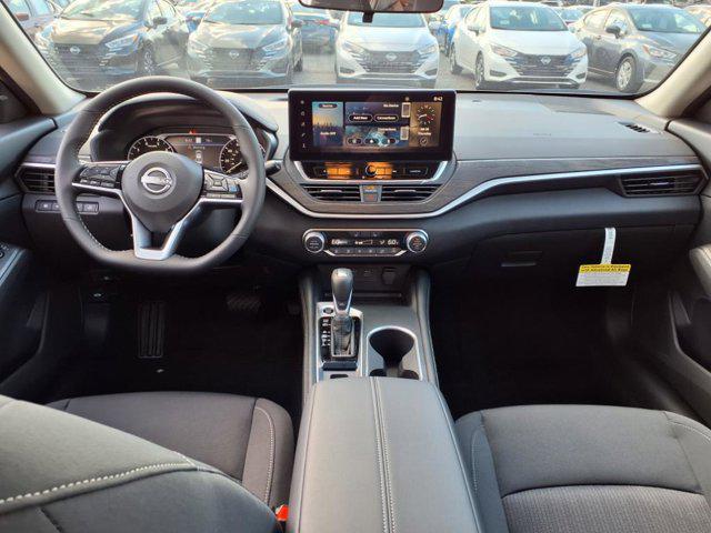 new 2025 Nissan Altima car, priced at $31,905